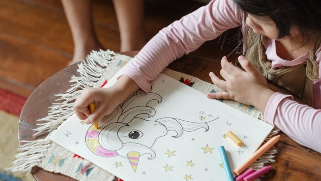 Kolorowanki Equestria Girl Rarity gratis w PDF do druku