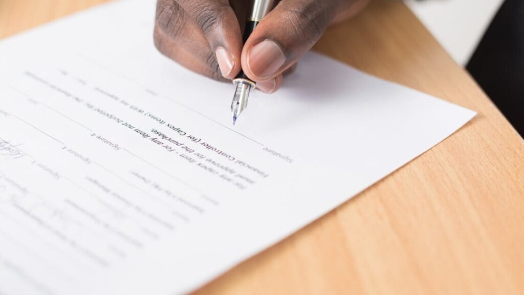 Kolorowanki czarodziejka z księżyca gratis w PDF do druku