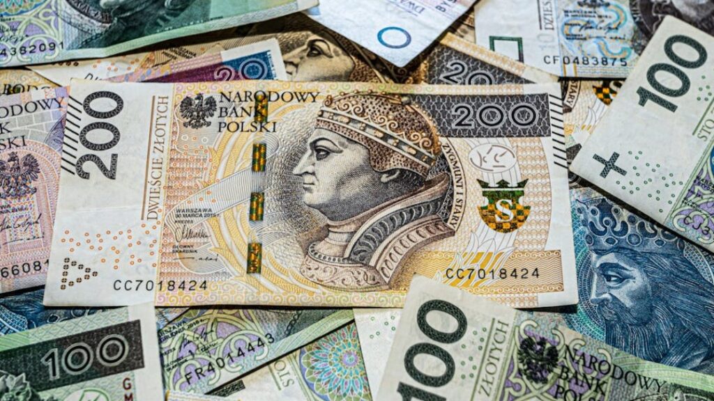 Kolorowanki flaga Polski gratis w PDF do druku