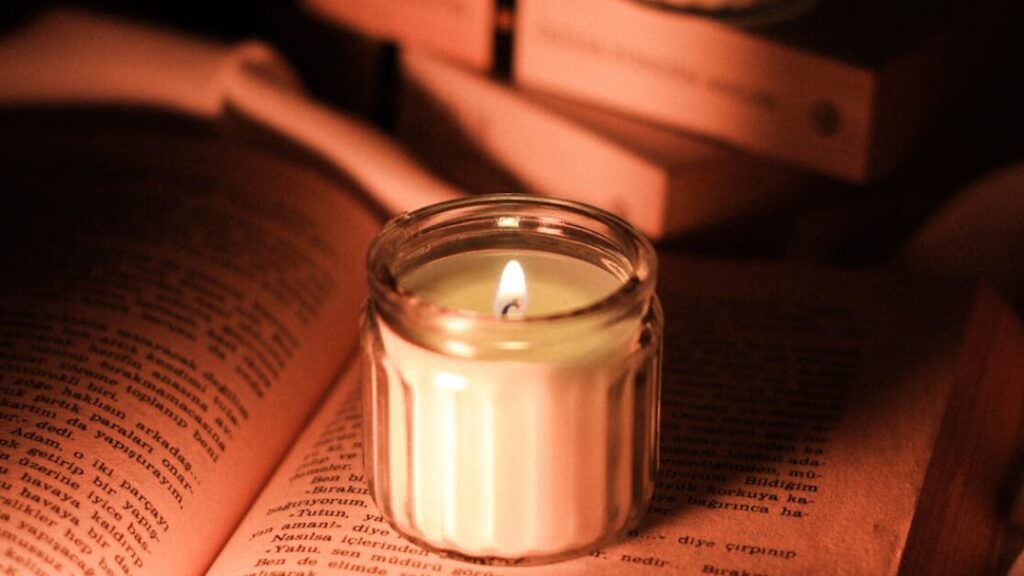 Znicze kolorowanki gratis w PDF do druku