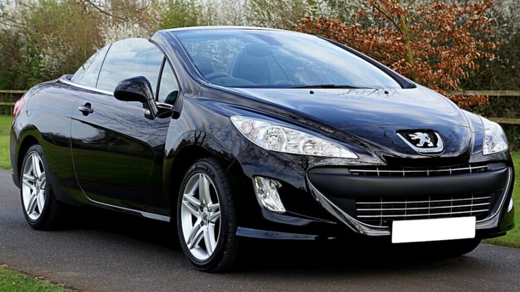 Kolorowanki Peugeot gratis w PDF do druku